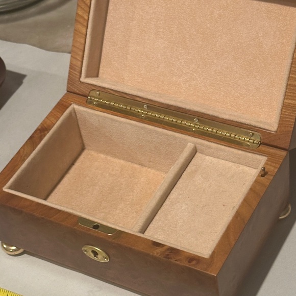 Jewelry Boxes - Picture 6 of 12